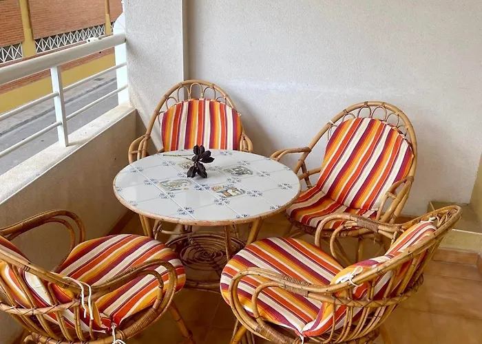 Playa De Miramar - 3 Min Walk To The Beach, Family-Friendly, Near Gandia